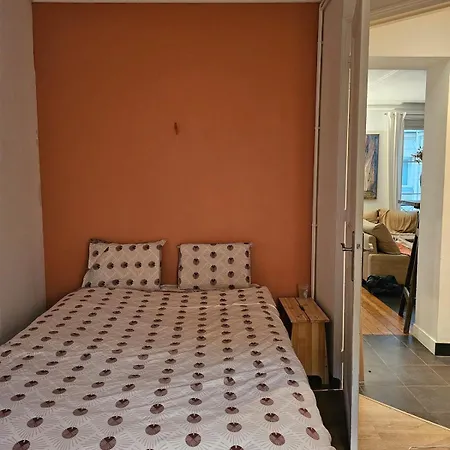 Buttes Chaumont Apartement Paris Exterior photo