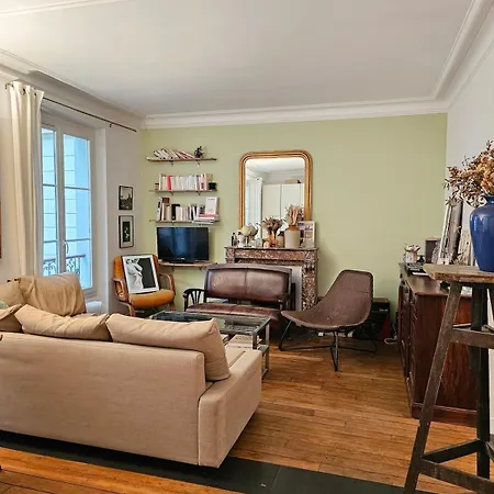 Buttes Chaumont Apartement Paris Exterior photo